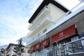 Отель Hotel Les Rhodos, Морзин